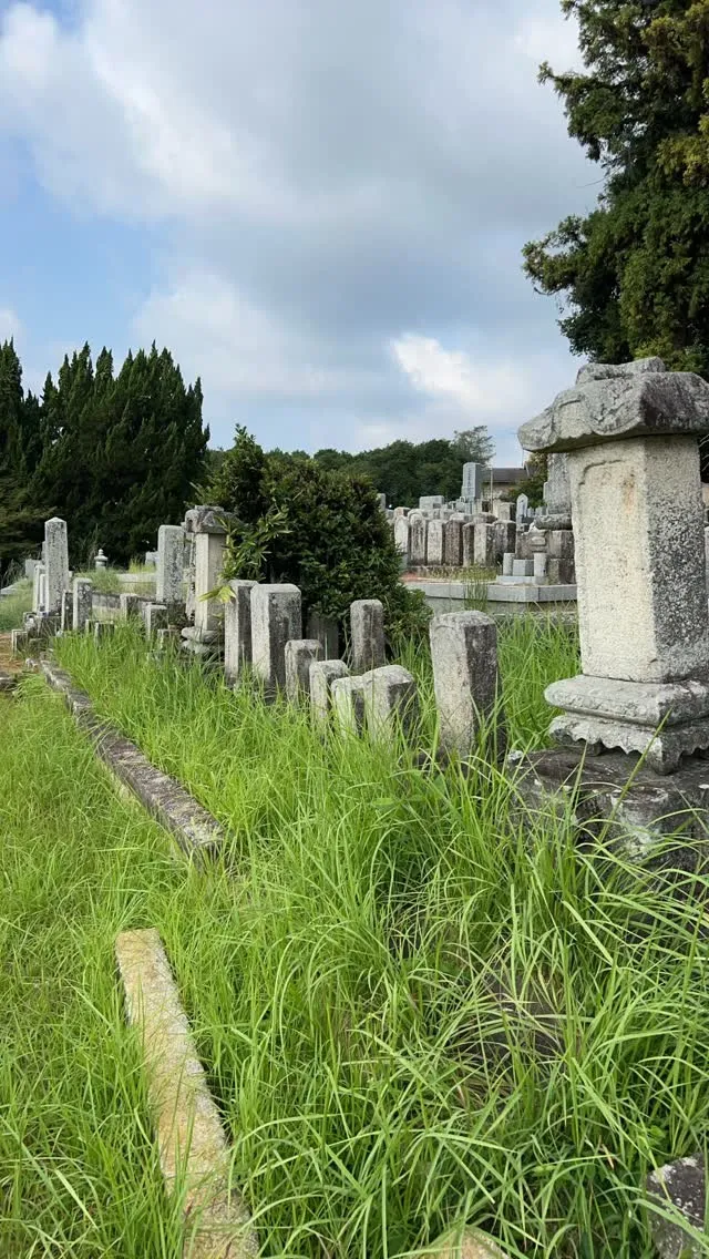 お墓掃除のご依頼でした！必ずしもお墓が近くにある訳では無いの...